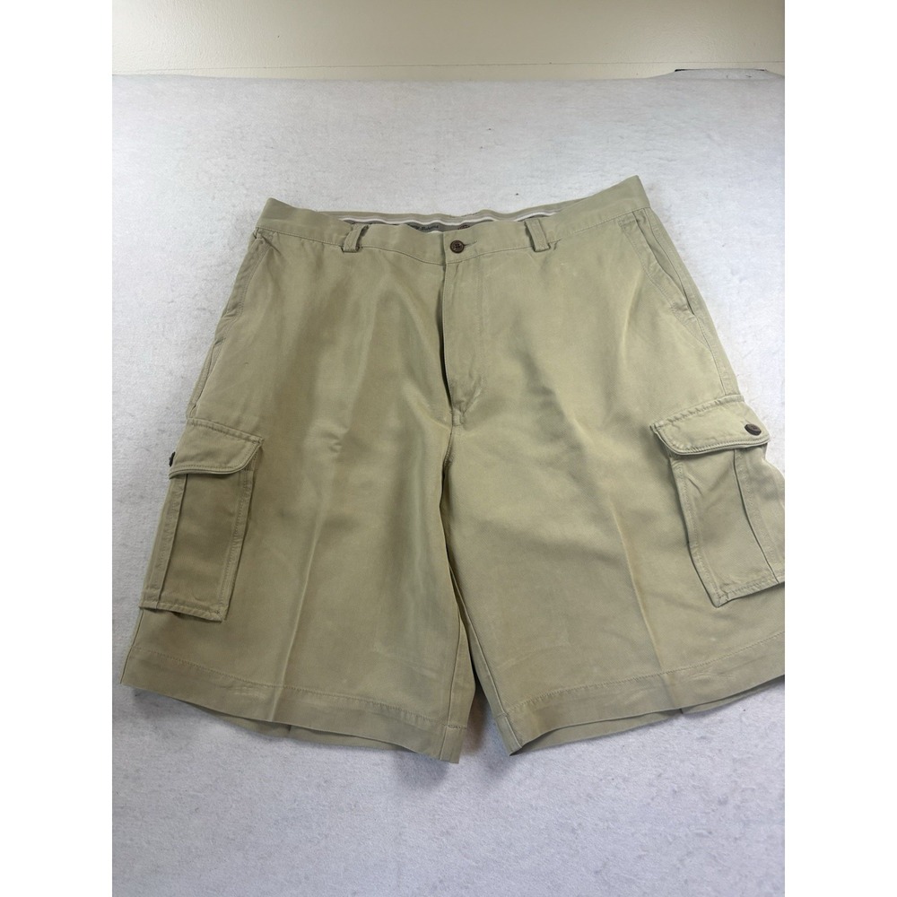 Tommy Bahama Silk Cargo Shorts Mens 35x9.5 Khaki Relax Dad Guys Casual Beach
